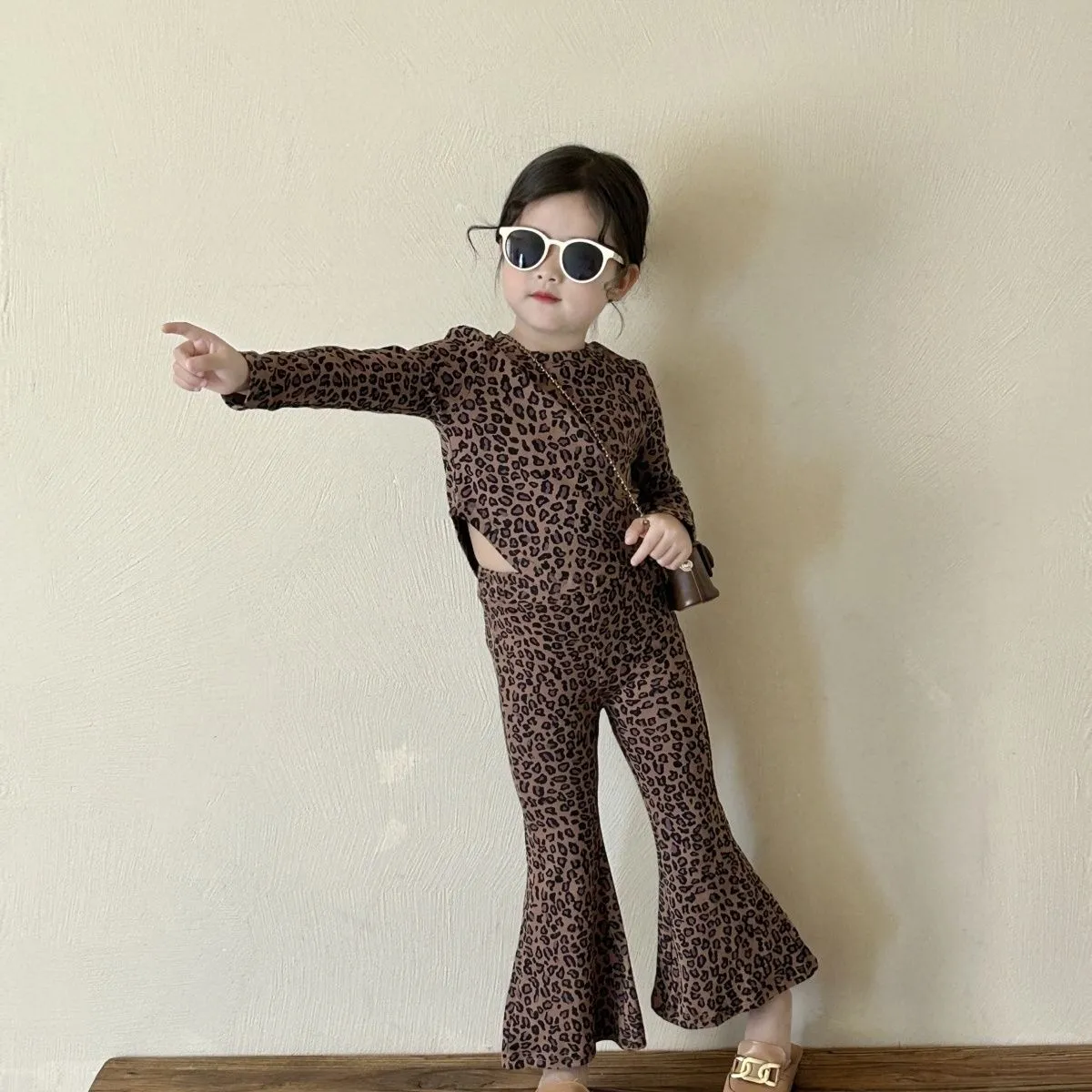 【90-140cm】二点セット 単品注文可 超人気商品 絶対欲しい 女の子 ヒョウ柄 トップス+パンツ セットアップ