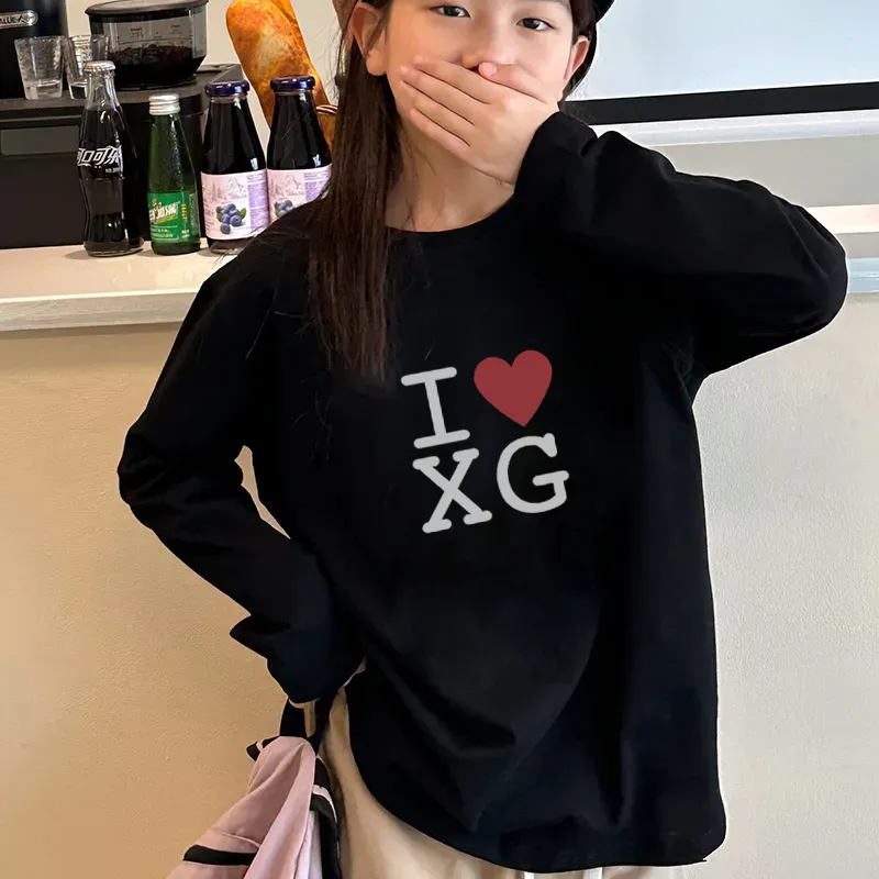 【90-160cm】特別なデザイン 超人気商品 絶対欲しい 女の子 シンプル 長袖 Ｔシャツ