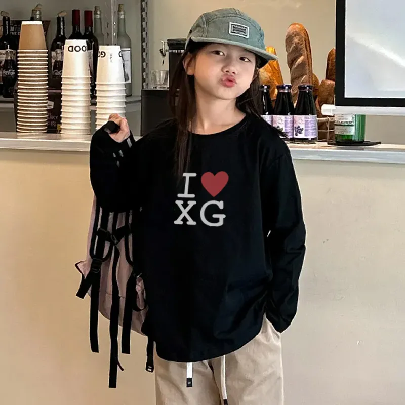 【90-160cm】特別なデザイン 超人気商品 絶対欲しい 女の子 シンプル 長袖 Ｔシャツ