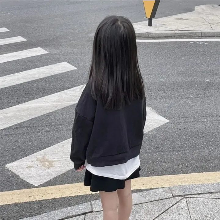 【90-160cm】絶対見逃さないで 合わせやすい 今季も大流行 おしゃれ カジュアル 女の子 トレーナー