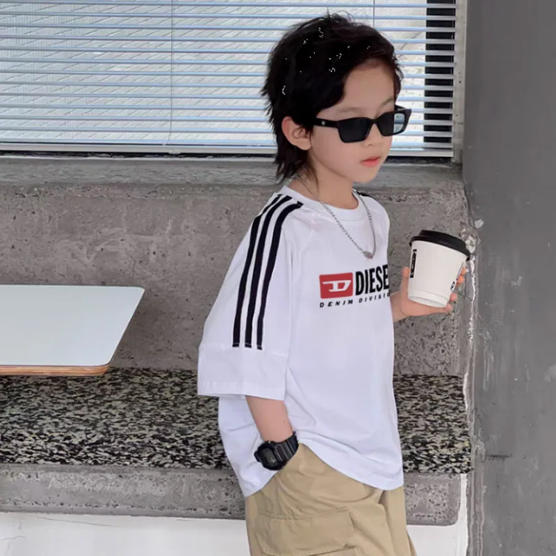 【100-160cm】着回し力抜群 大人気 カジュアル カッコイイ 男の子 半袖 Ｔシャツ
