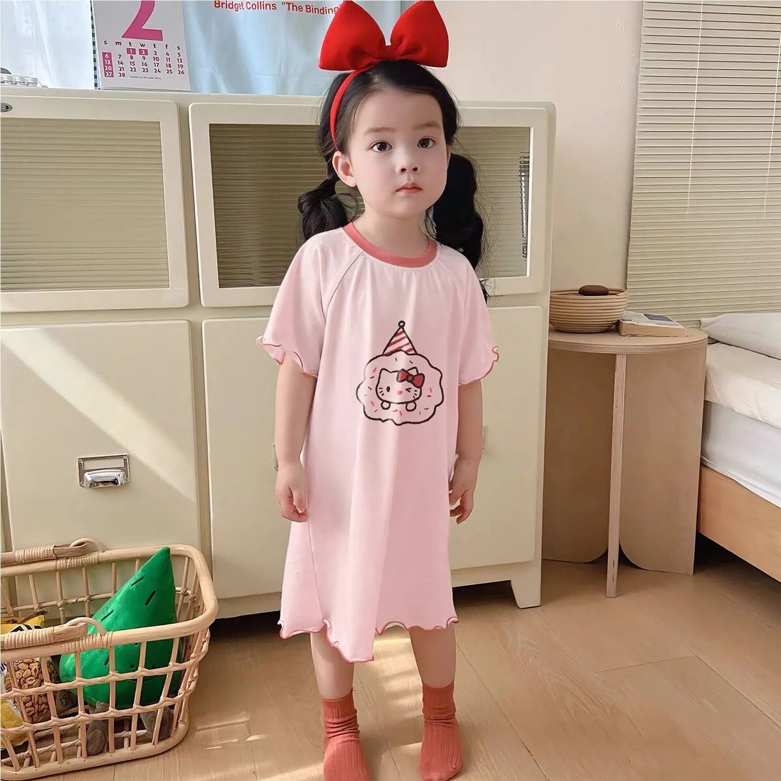 【100-160cm】好感度100％  リラックスタイムにもぴったり 可愛い カートゥーン 女の子 パジャマ