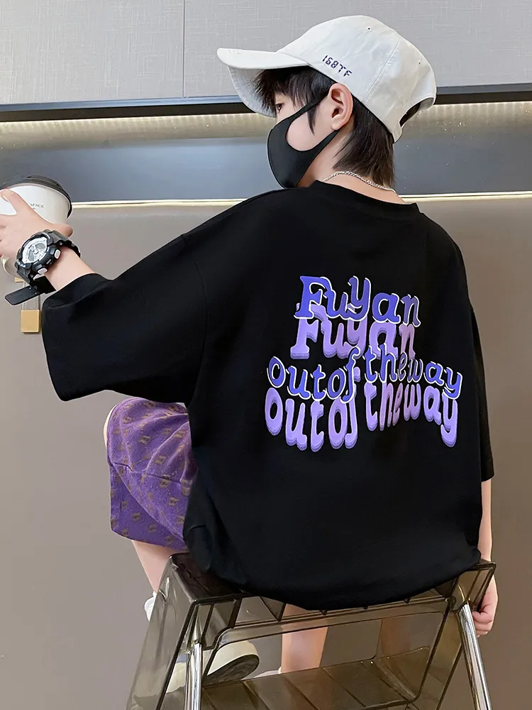 【120-170cm】二点セット 元気いっぱい スタイリッシュ お出かけに 半袖Ｔシャツ＋ショートパンツ セットアップ