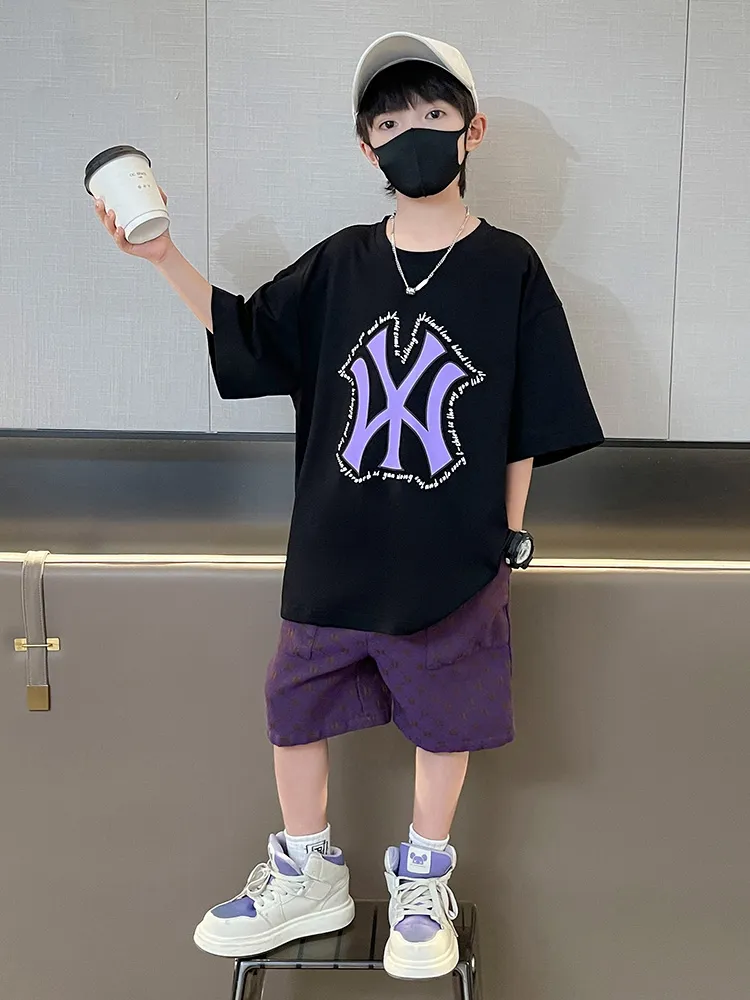 【120-170cm】二点セット 元気いっぱい スタイリッシュ お出かけに 半袖Ｔシャツ＋ショートパンツ セットアップ