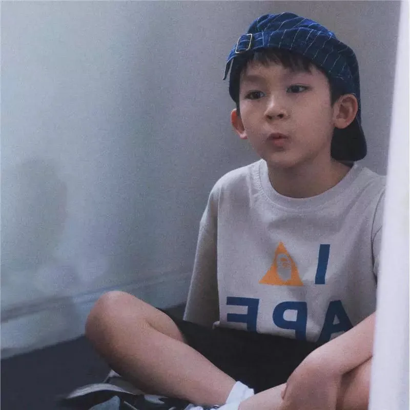 【90-160cm】デザイン満点 見逃し厳禁 トレンド  カッコイイ  着心地良い 快適 半袖 男の子 Ｔシャツ