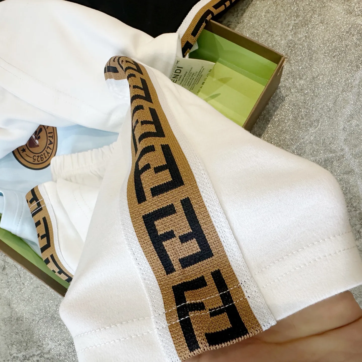 【66-110cm】二点セット 絶対欲しい 高品質 カジュアル 快適 半袖 Ｔシャツ＋ショートパンツ セットアップ