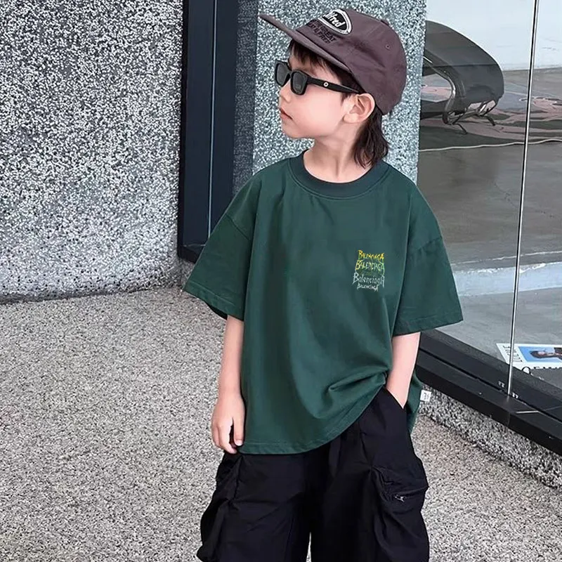 【90-160cm】リラックス感ある スタイリッシュ ストリート系 男の子 半袖 Ｔシャツ