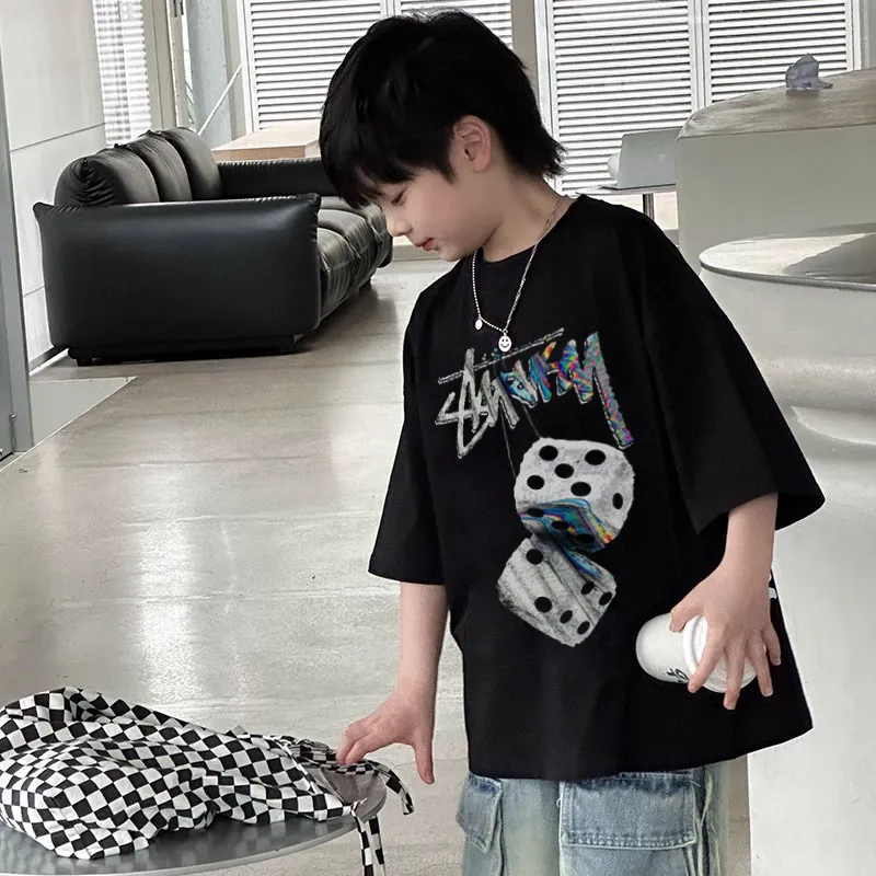 【90-160cm】超カッコイイ 人気上昇中 トレンド  カジュアル  快適 男の子 半袖 Ｔシャツ
