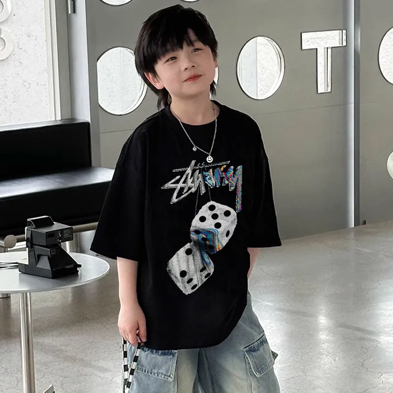 【90-160cm】超カッコイイ 人気上昇中 トレンド  カジュアル  快適 男の子 半袖 Ｔシャツ