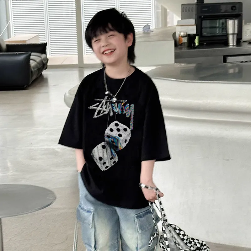 【90-160cm】超カッコイイ 人気上昇中 トレンド  カジュアル  快適 男の子 半袖 Ｔシャツ