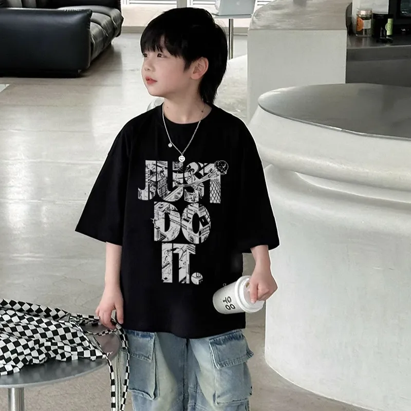 【90-160cm】見逃し厳禁 人気爆発中 トレンド  カジュアル  通気性 男の子 半袖 Ｔシャツ