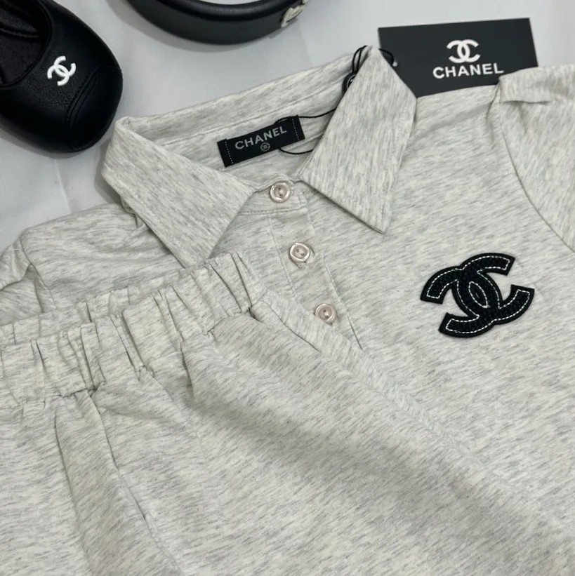 【80-120cm】二点セット ママたちに大好評 高品質 かわいさ＆機能性両立 半袖Ｔシャツ＋ショートパンツ セットアップ