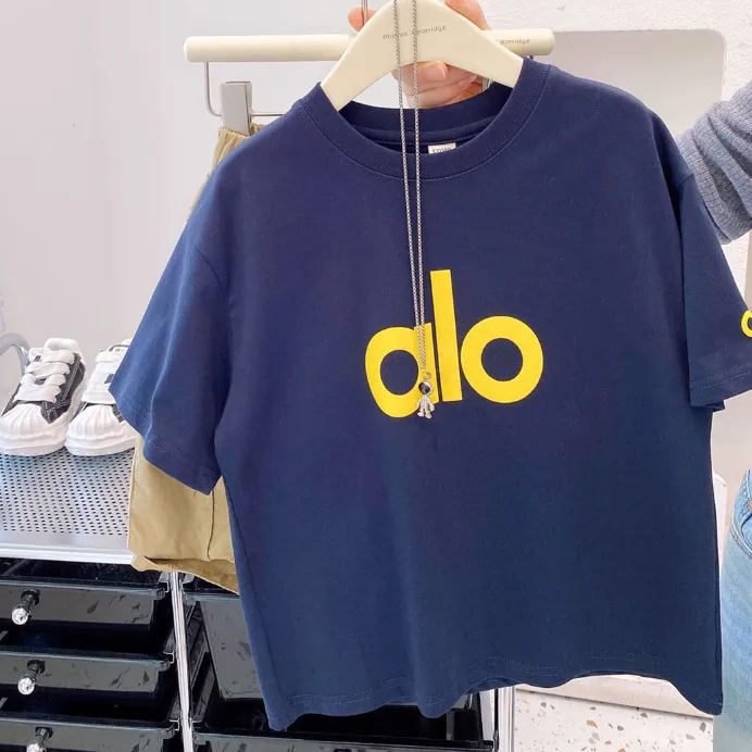 【90-160cm】売り切れ必至 大人気 シンプル トレンド  アルファベット 着やすい 半袖 Ｔシャツ