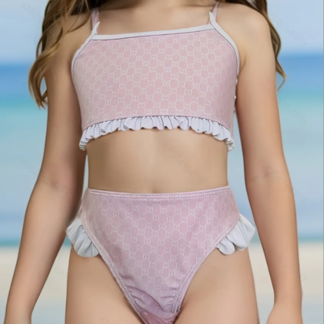 【90-150cm】高級感 美人度アップ スウィートフリル キュート 水着