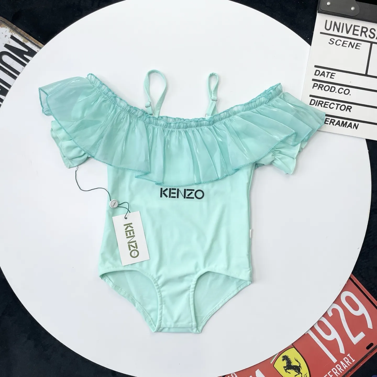 【110-170cm】目を奪われる  夏のレジャーに最適 ガーリー フリル付き 女の子 水着